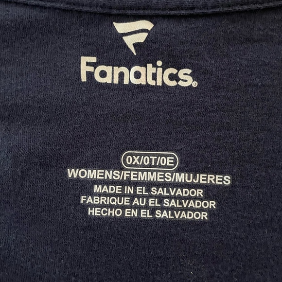 Seattle Kraken Fanatics Women's Primary Logo Team V-Neck T-Shirt - Deep Sea Blue - Picture 4 of 6